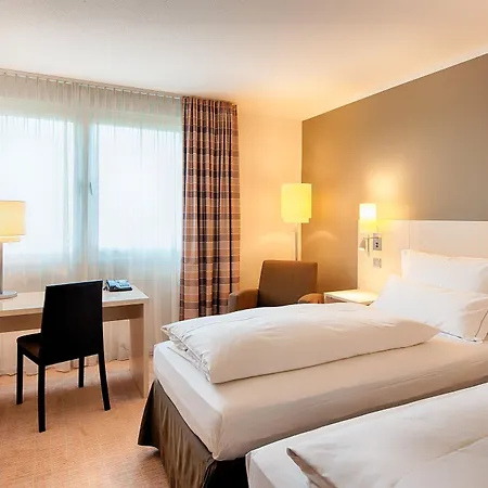 Отель Garner By Ihg 4*