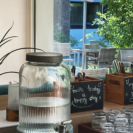 Garner By Ihg Hotel 4*